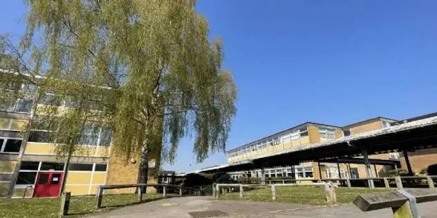 Crookhorn College